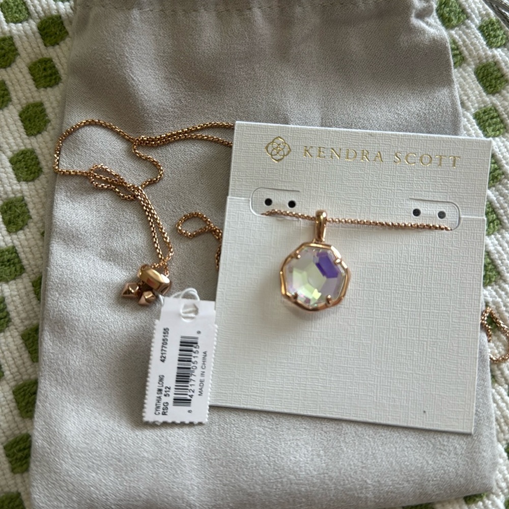 Kendra Scott Cynthia Necklace Dichroic Glass Rose Gold NWT
